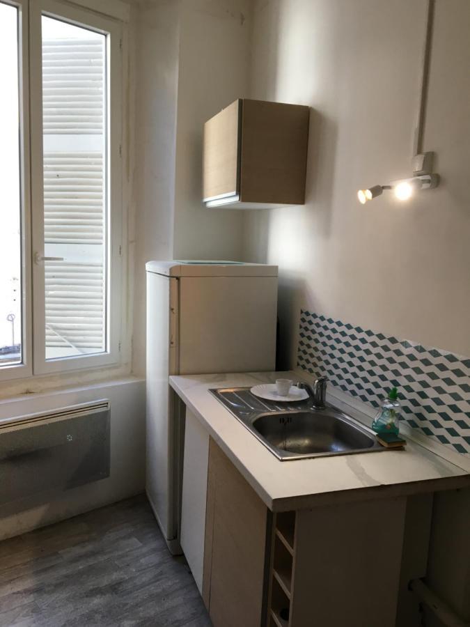 Le Victor Hugo 1G Et Sa Pizza Offerte Apartment Aurillac Bagian luar foto